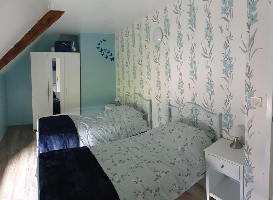 Charming Traditional 2-Bed Cottage Near Plemet Plémet Exterior foto